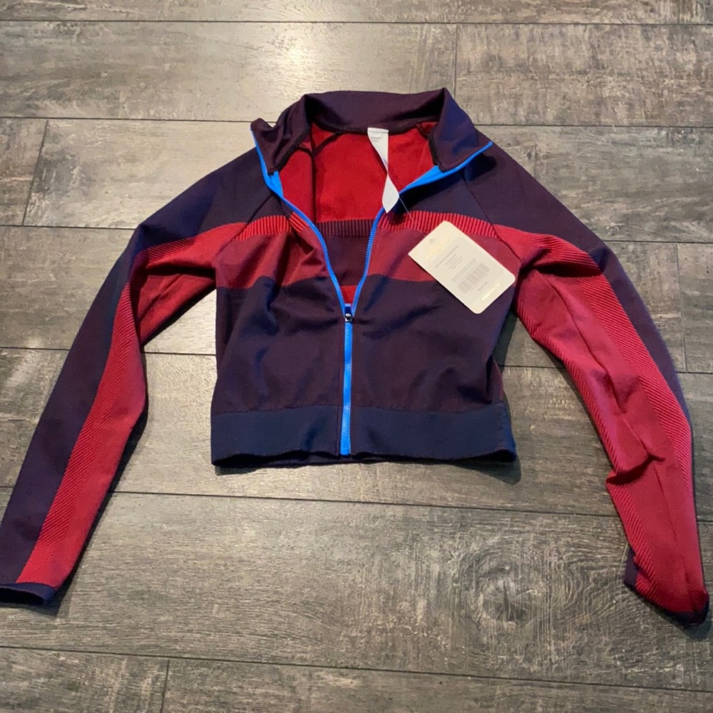 NWT Fabletics Women’s Crop Jacket Size M
